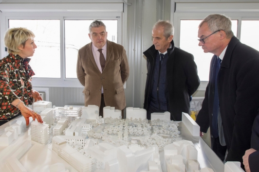 Visite de Pierre Dartout, Préfet de la Région PACA, sur le site de Chalucet
