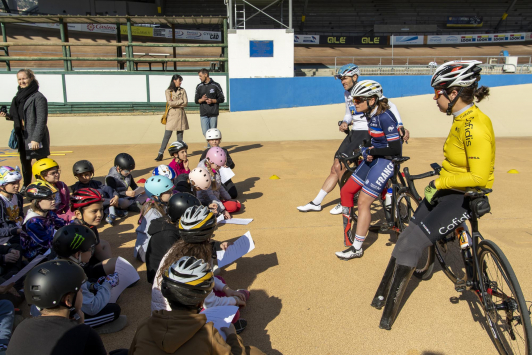  Vélodrome TPM /Savoir rouler à vélo - rencontre avec l'équipe de France paracyclisme 