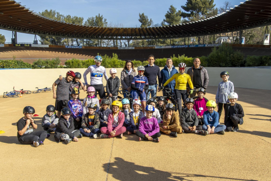  Vélodrome TPM /Savoir rouler à vélo - rencontre avec l'équipe de France paracyclisme 